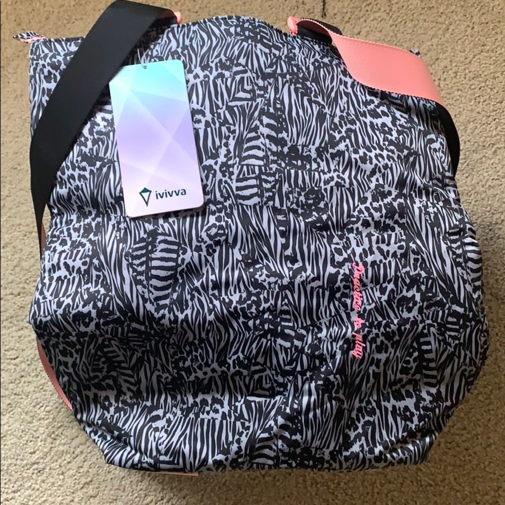 Ivivva bag